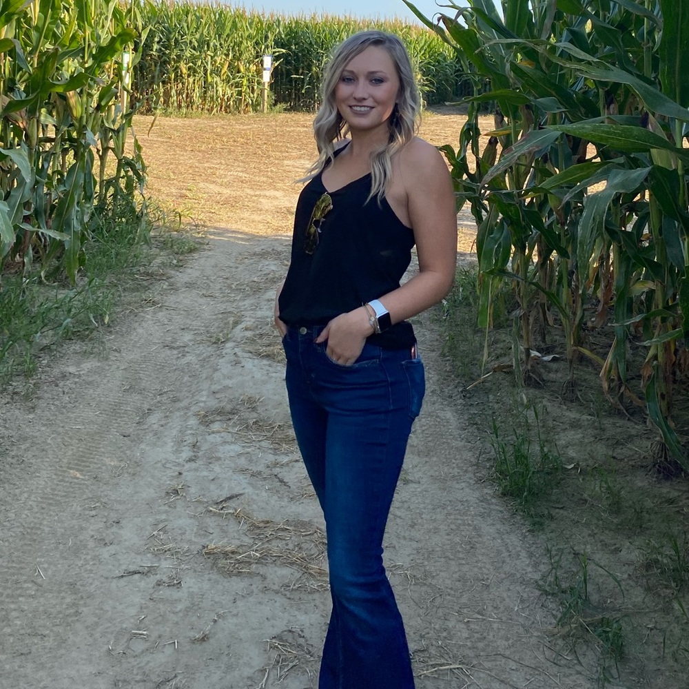 Meet your Posher, Tristin